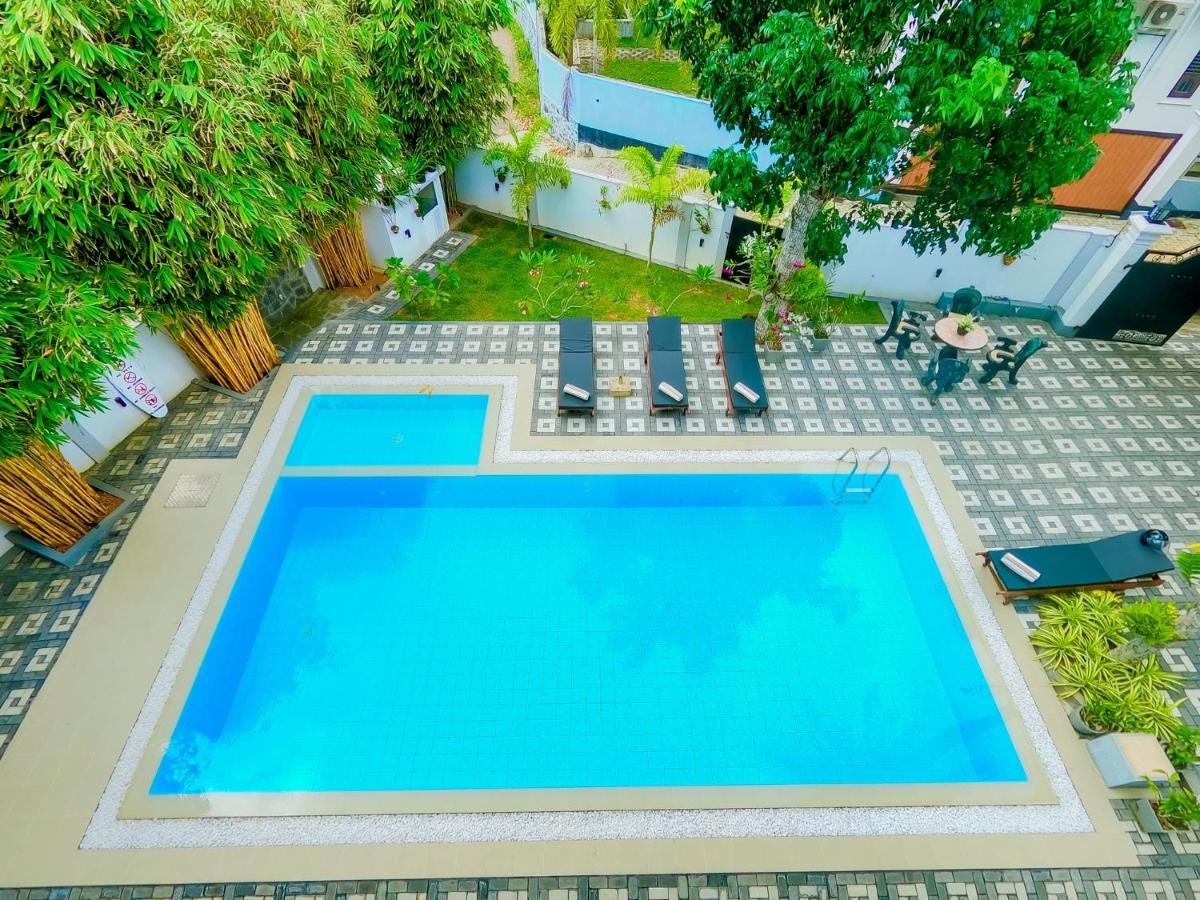 Villa De White Sambur 希克杜沃 外观 照片