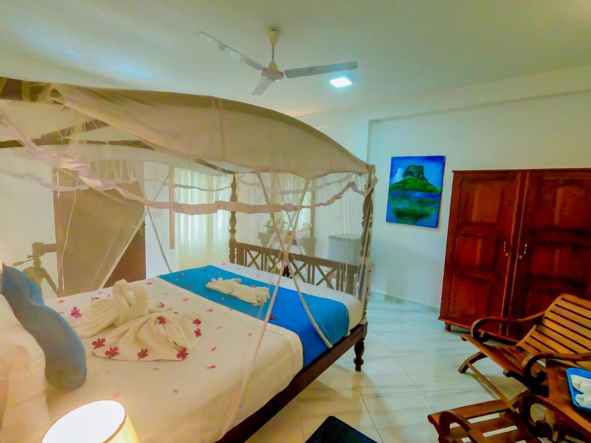 Villa De White Sambur 希克杜沃 外观 照片