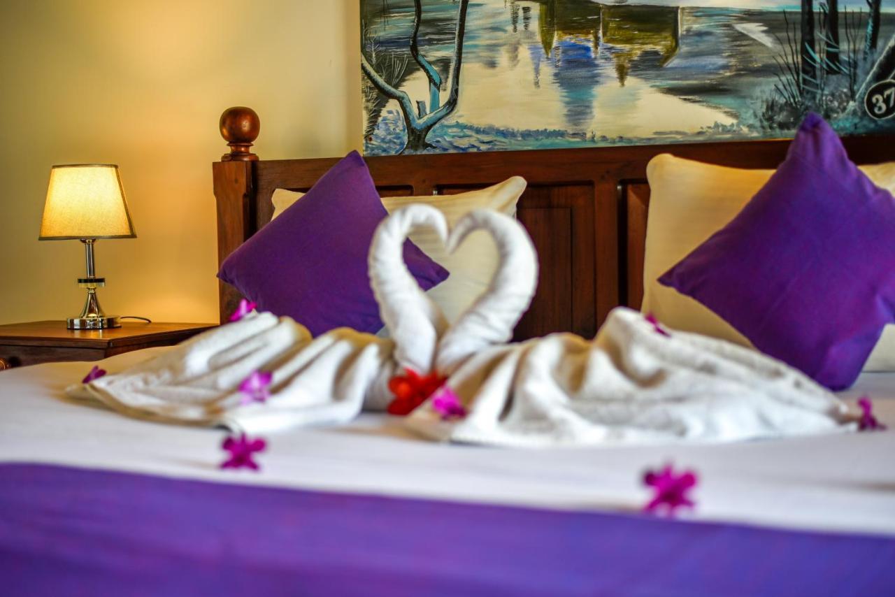 Villa De White Sambur 希克杜沃 外观 照片