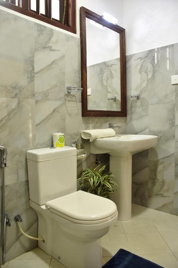 Villa De White Sambur 希克杜沃 外观 照片
