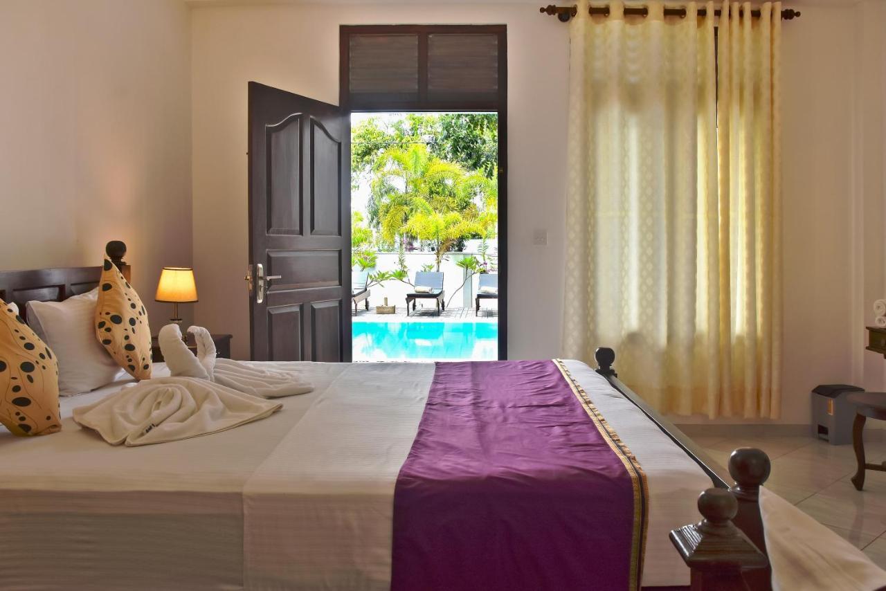 Villa De White Sambur 希克杜沃 外观 照片