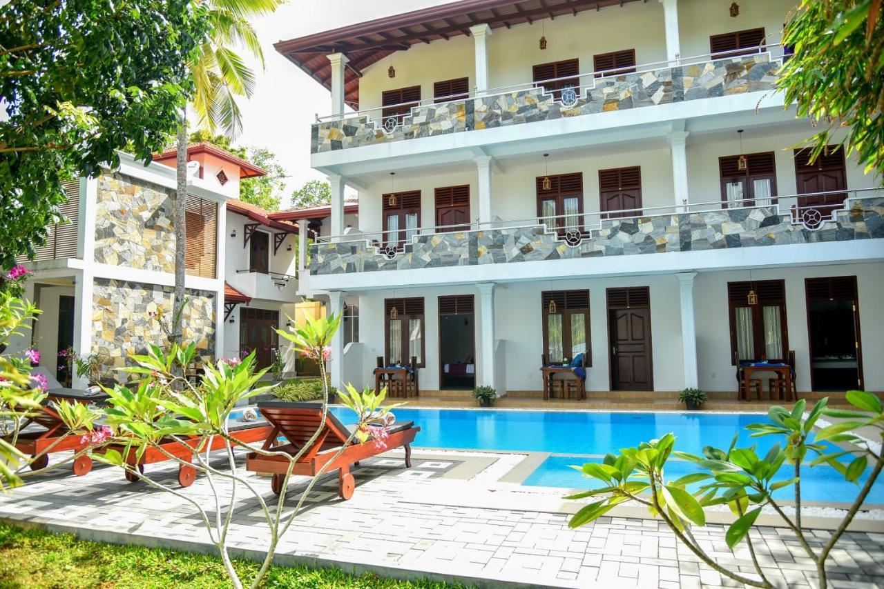 Villa De White Sambur 希克杜沃 外观 照片
